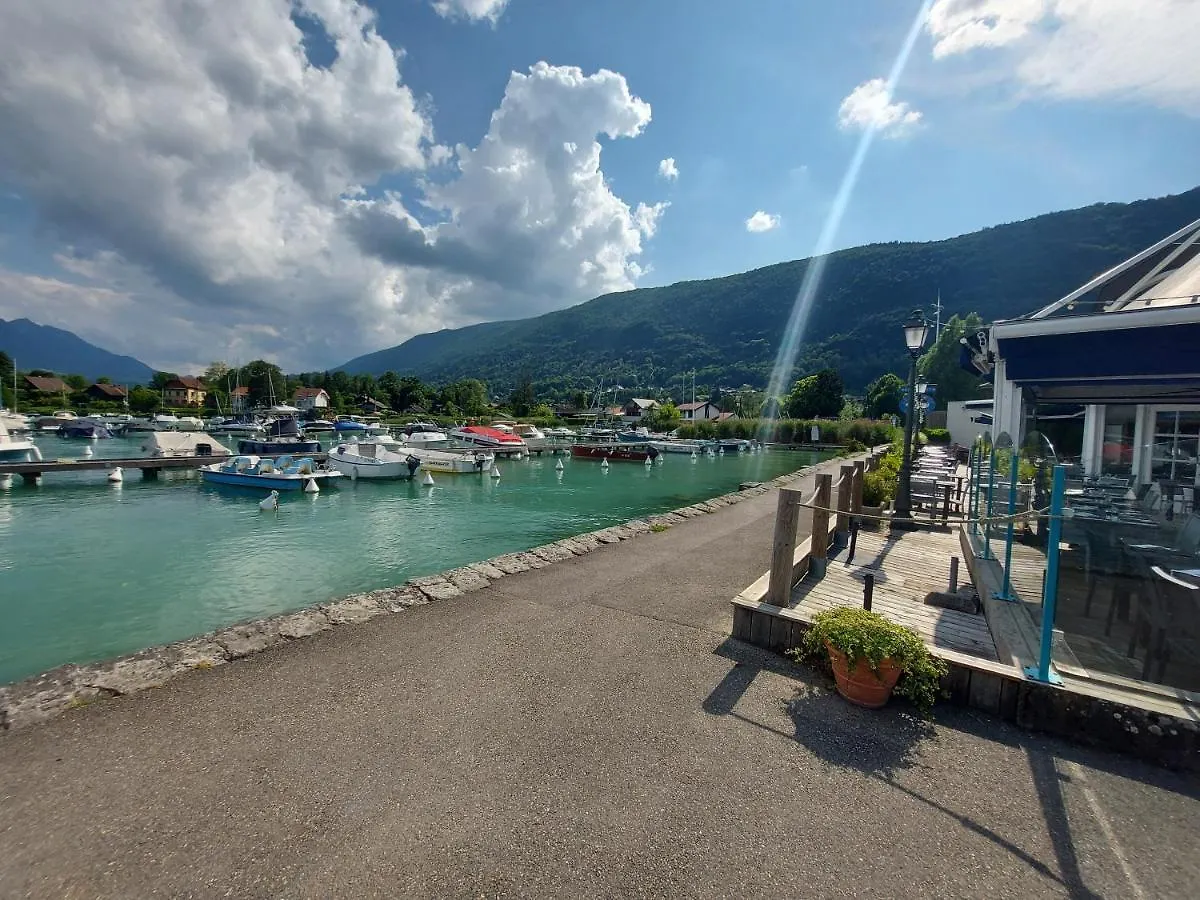 A 200 Metres Du Lac D'Annecy, Spacieux Appartement 3 Chambres Avec Terrasse Et Jardin Sévrier Apartman