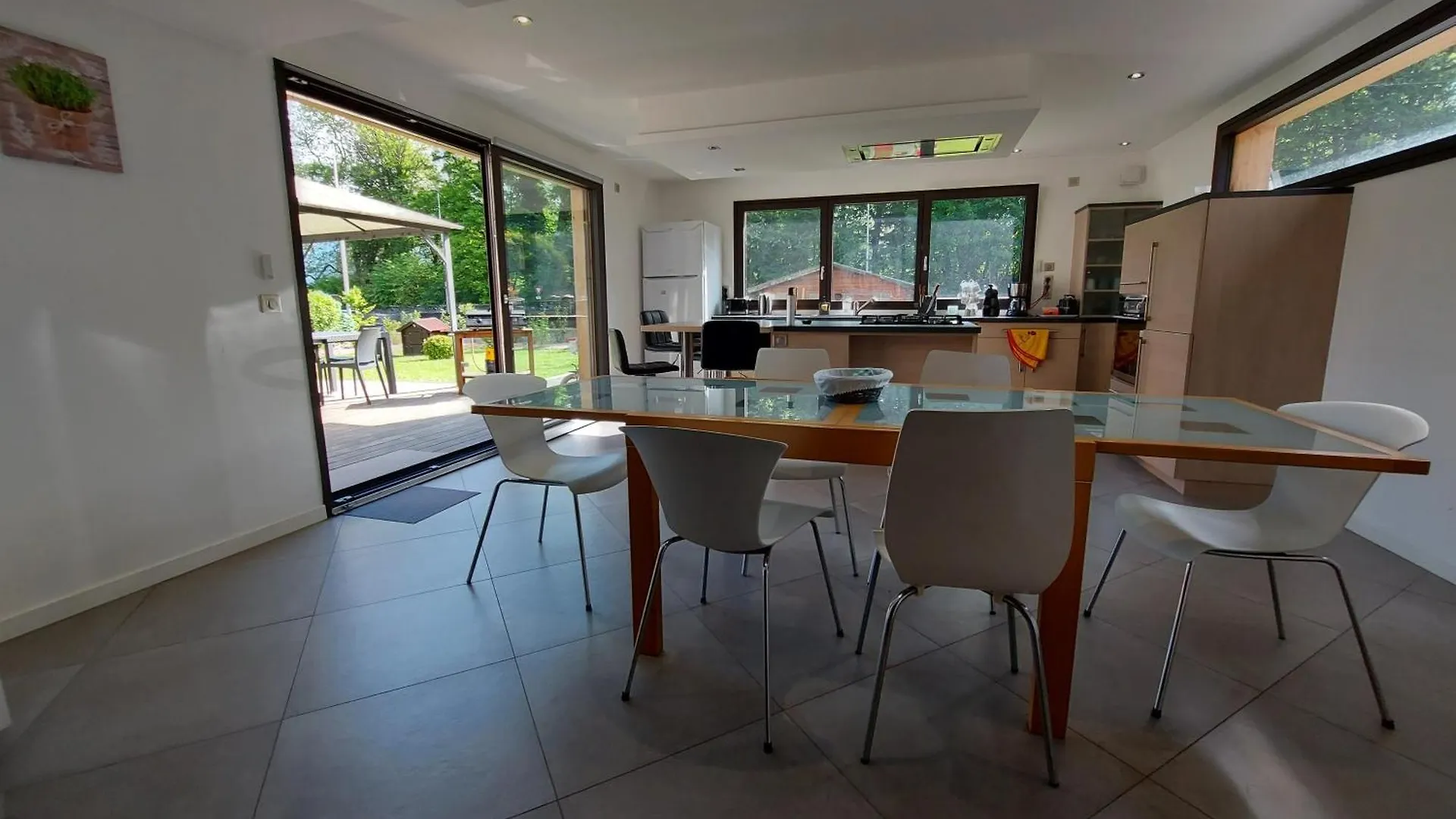 Apartman A 200 Metres Du Lac D'Annecy, Spacieux Appartement 3 Chambres Avec Terrasse Et Jardin Sévrier